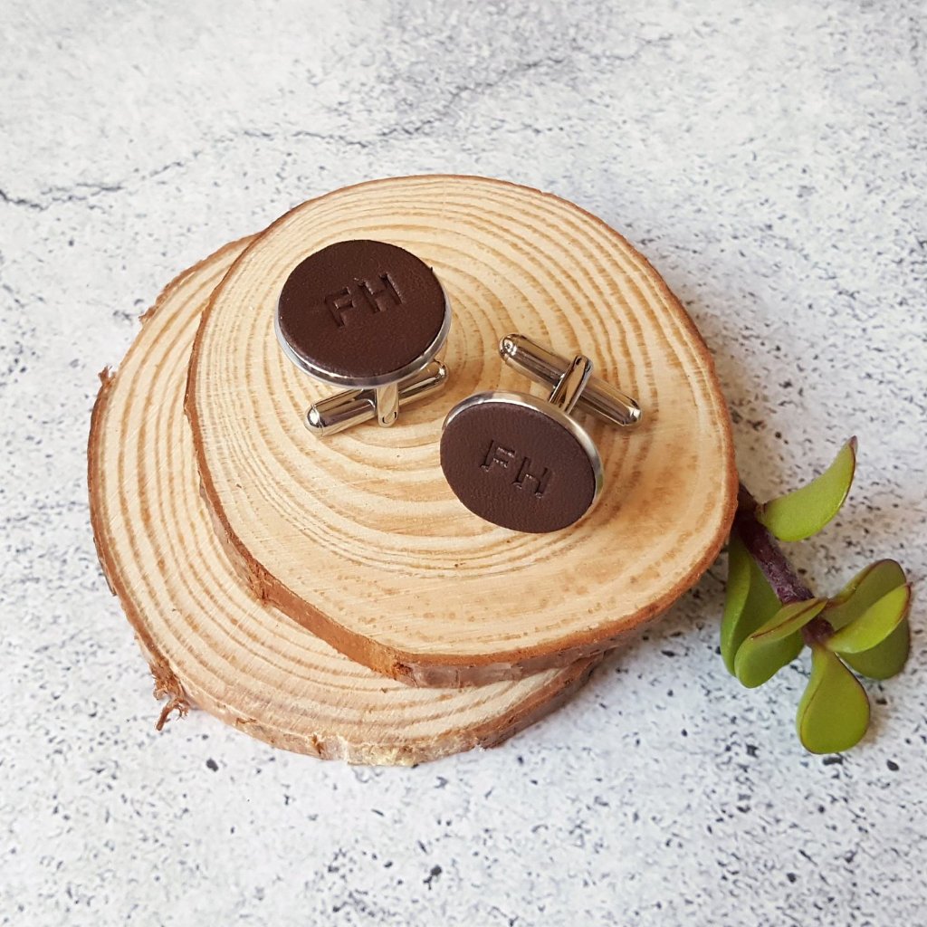 Personalized Leather Cufflinks and Key Ring - Custom Gift for Him - Groomsmen Gift Set - Anniversary Gift - Valentines Gift