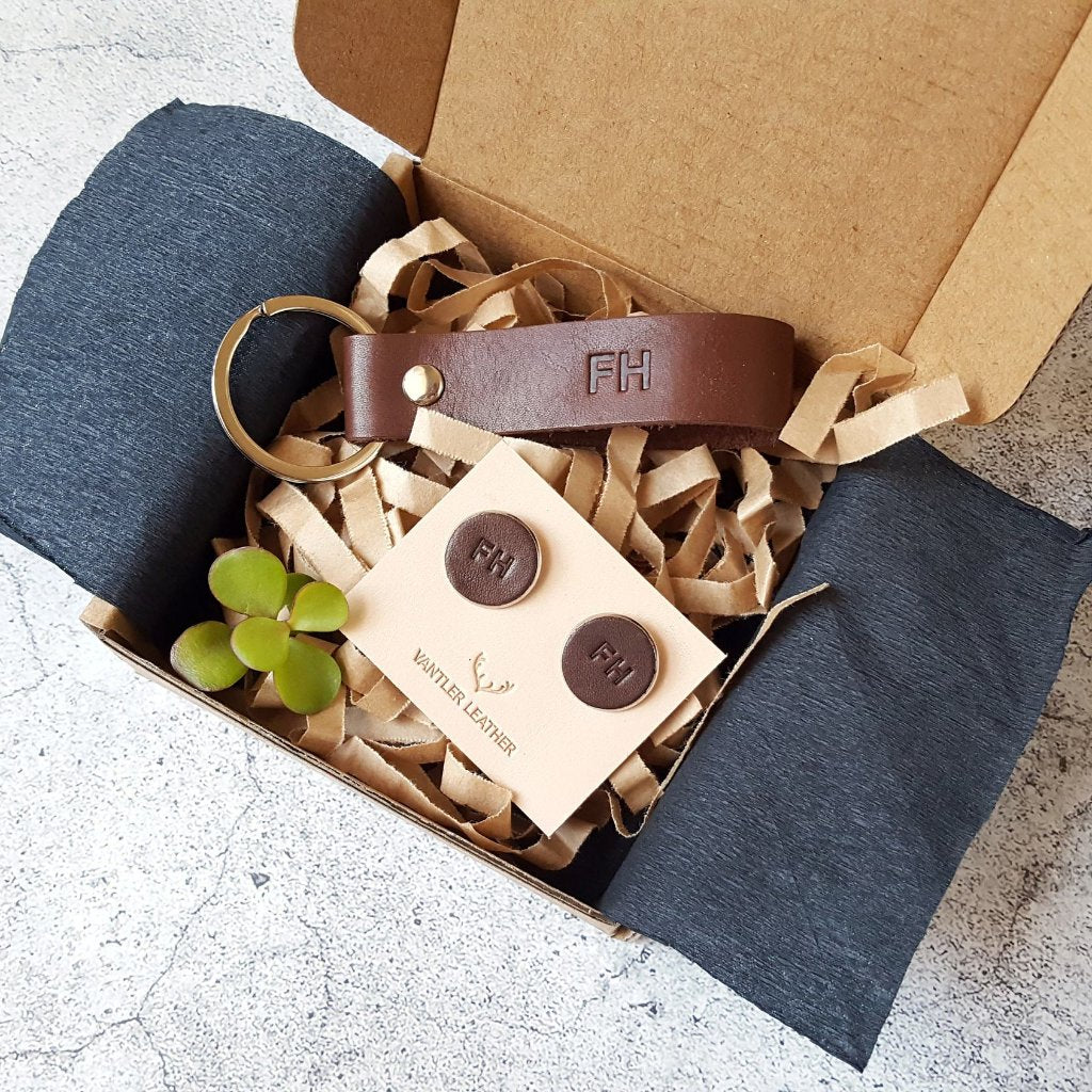 Personalized Leather Cufflinks and Key Ring - Custom Gift for Him - Groomsmen Gift Set - Anniversary Gift - Valentines Gift
